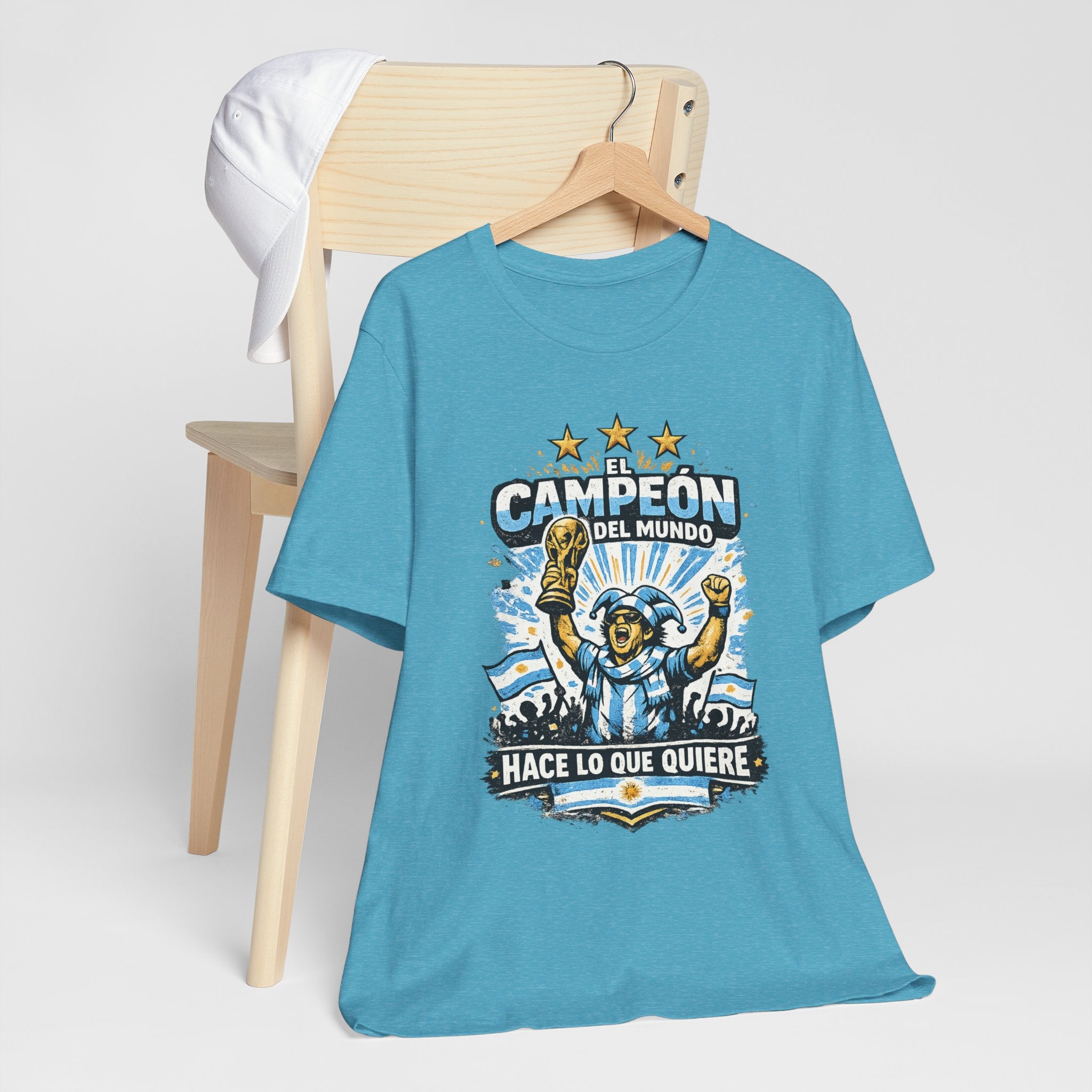 T-Shirt — 'El Campeón del Mundo: Hace Lo Que Quiere' Soccer Champion Tee