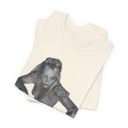 Vintage Grunge Graphic Tee – Monochrome Retro Pinup Girl Design