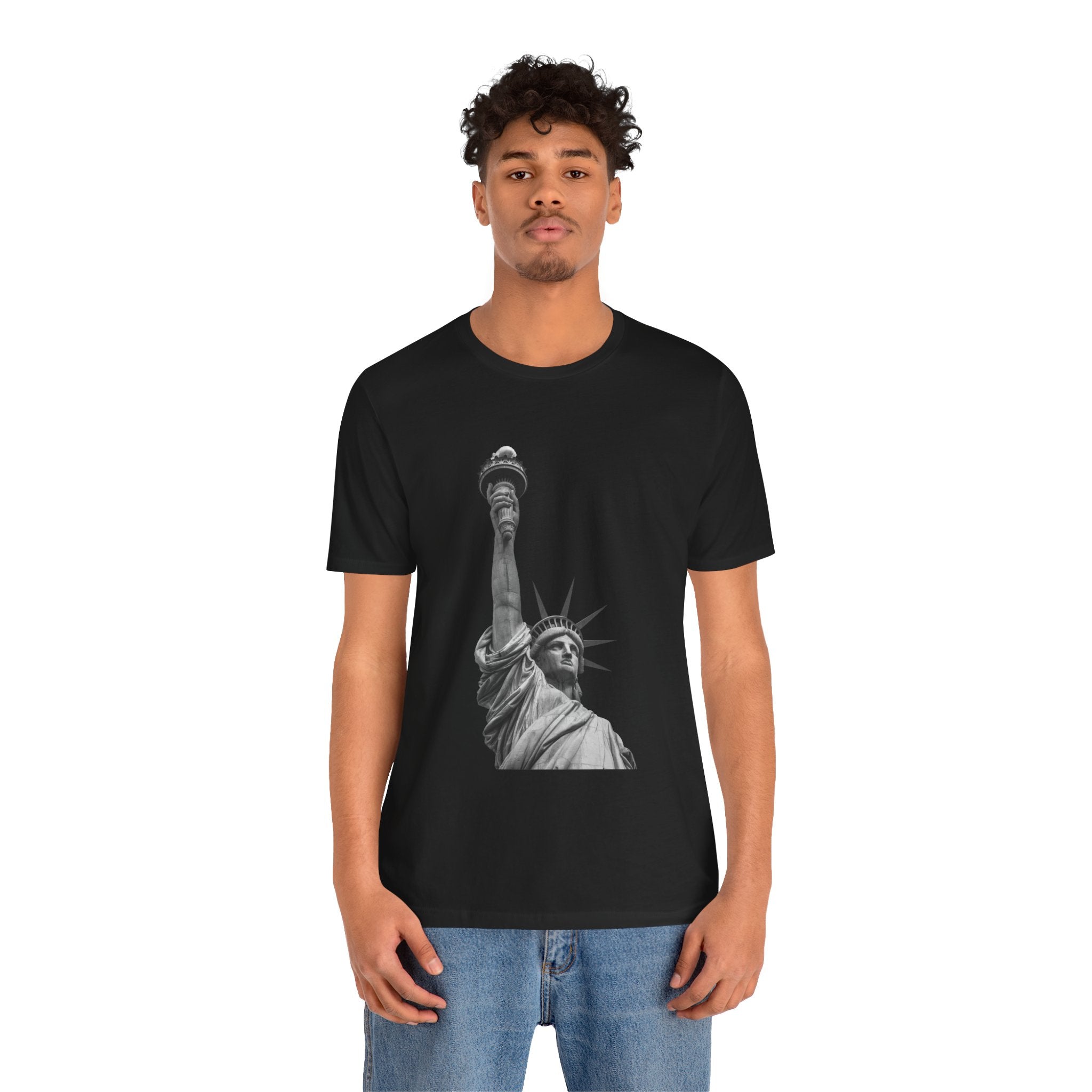 Statue of Liberty Graphic Tee — Black & White NYC Landmark T-Shirt