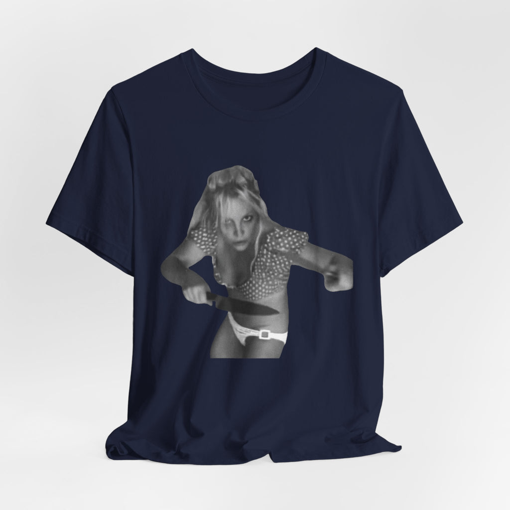 Vintage Grunge Graphic Tee – Monochrome Retro Pinup Girl Design
