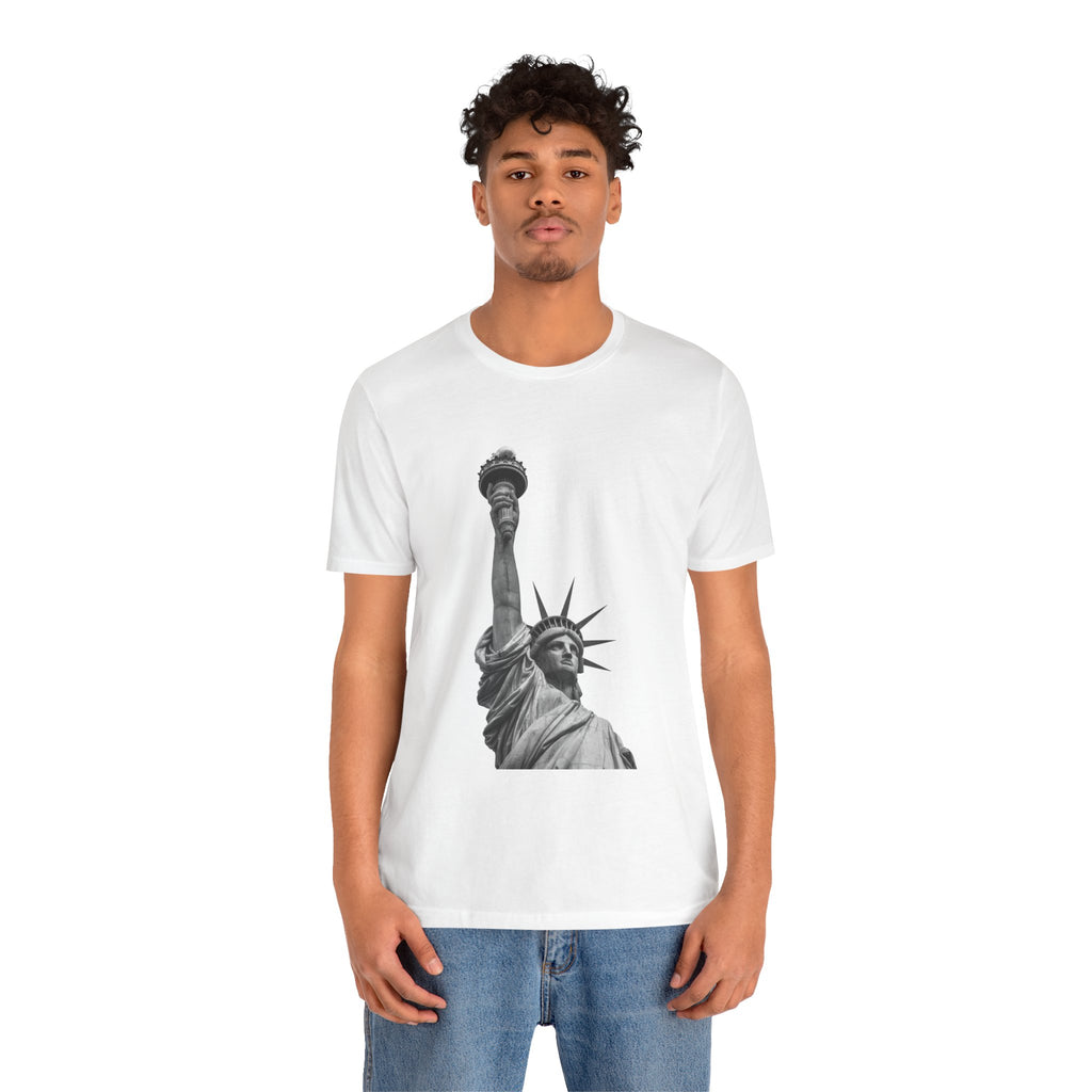 Statue of Liberty Graphic Tee — Black & White NYC Landmark T-Shirt
