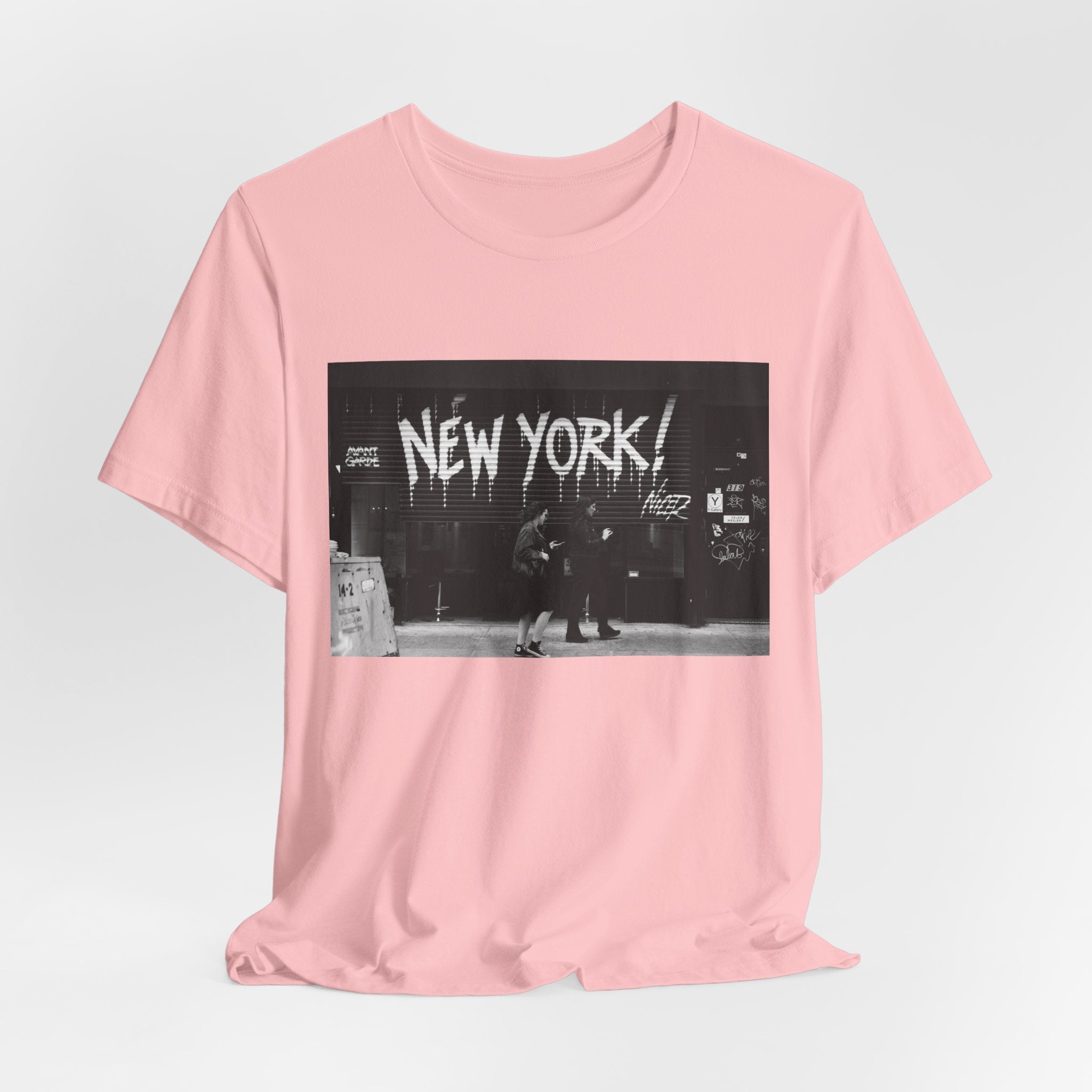 New York City Skyline Tee — Vintage Black & White 'NEW YORK!' Graphic Shirt