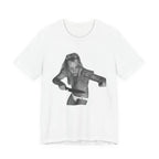 Vintage Grunge Graphic Tee – Monochrome Retro Pinup Girl Design