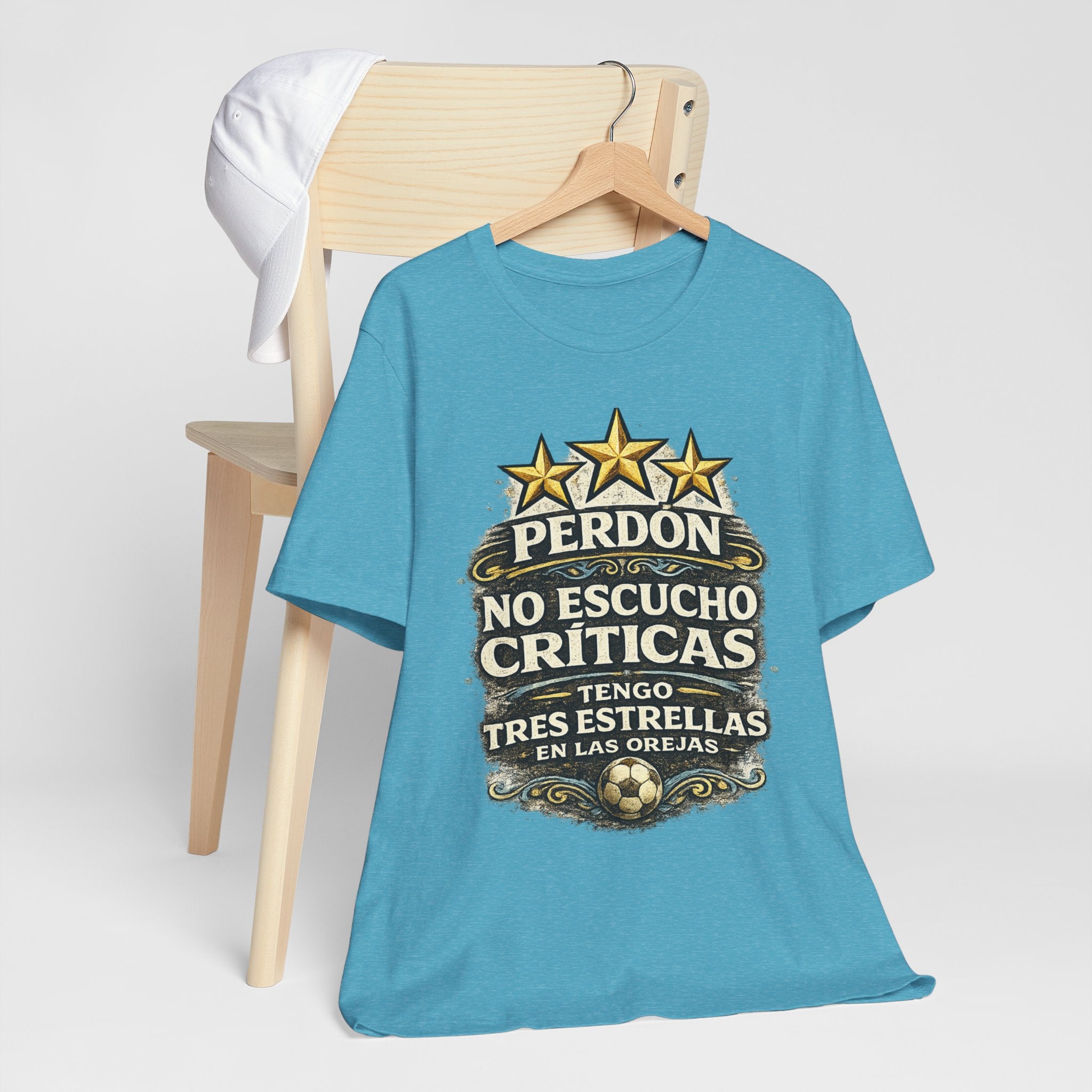 Perdón No Escucho Críticas, Tengo Tres Estrellas en las Orejas