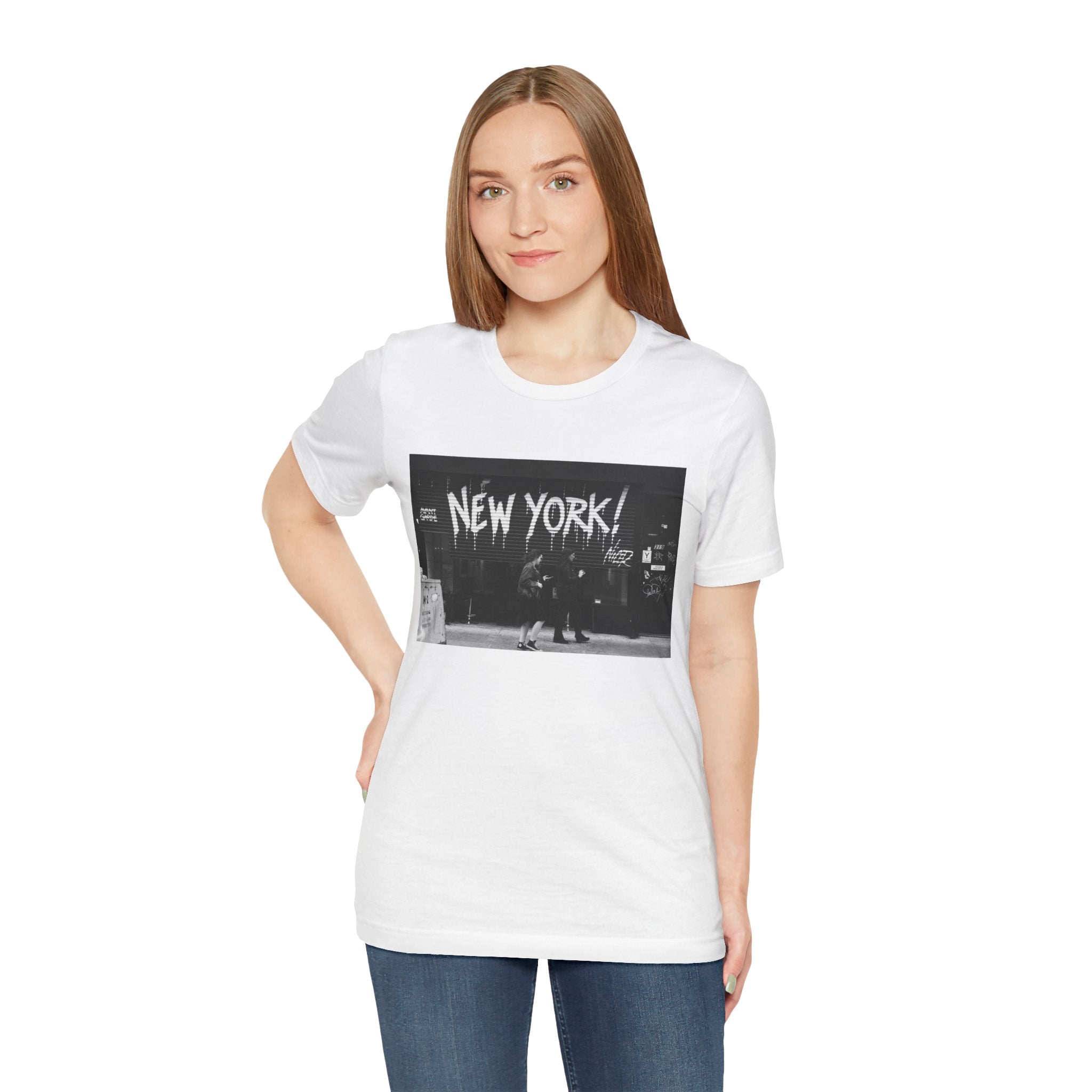 New York City Skyline Tee — Vintage Black & White 'NEW YORK!' Graphic Shirt