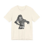 Vintage Grunge Graphic Tee – Monochrome Retro Pinup Girl Design
