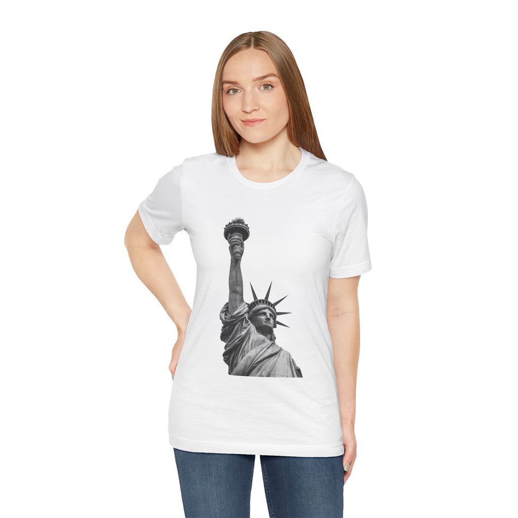 Statue of Liberty Graphic Tee — Black & White NYC Landmark T-Shirt