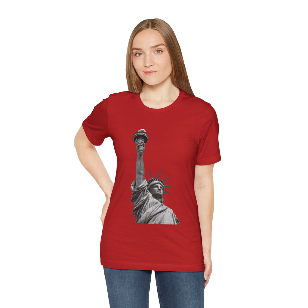 Statue of Liberty Graphic Tee — Black & White NYC Landmark T-Shirt