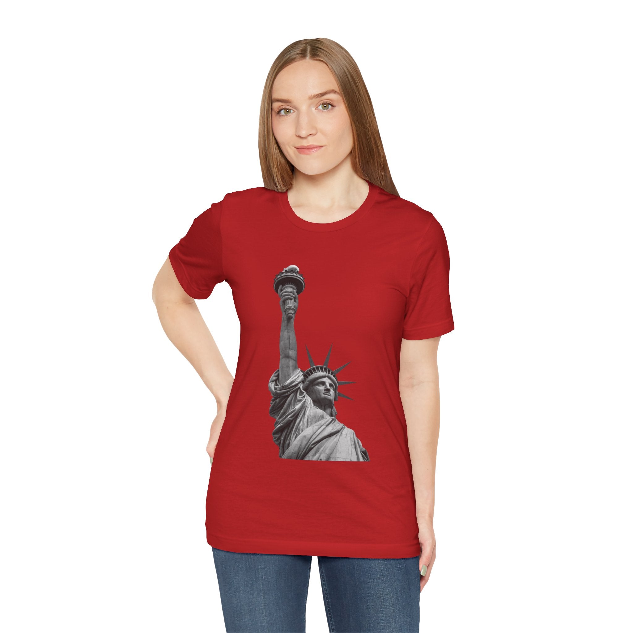 Statue of Liberty Graphic Tee — Black & White NYC Landmark T-Shirt
