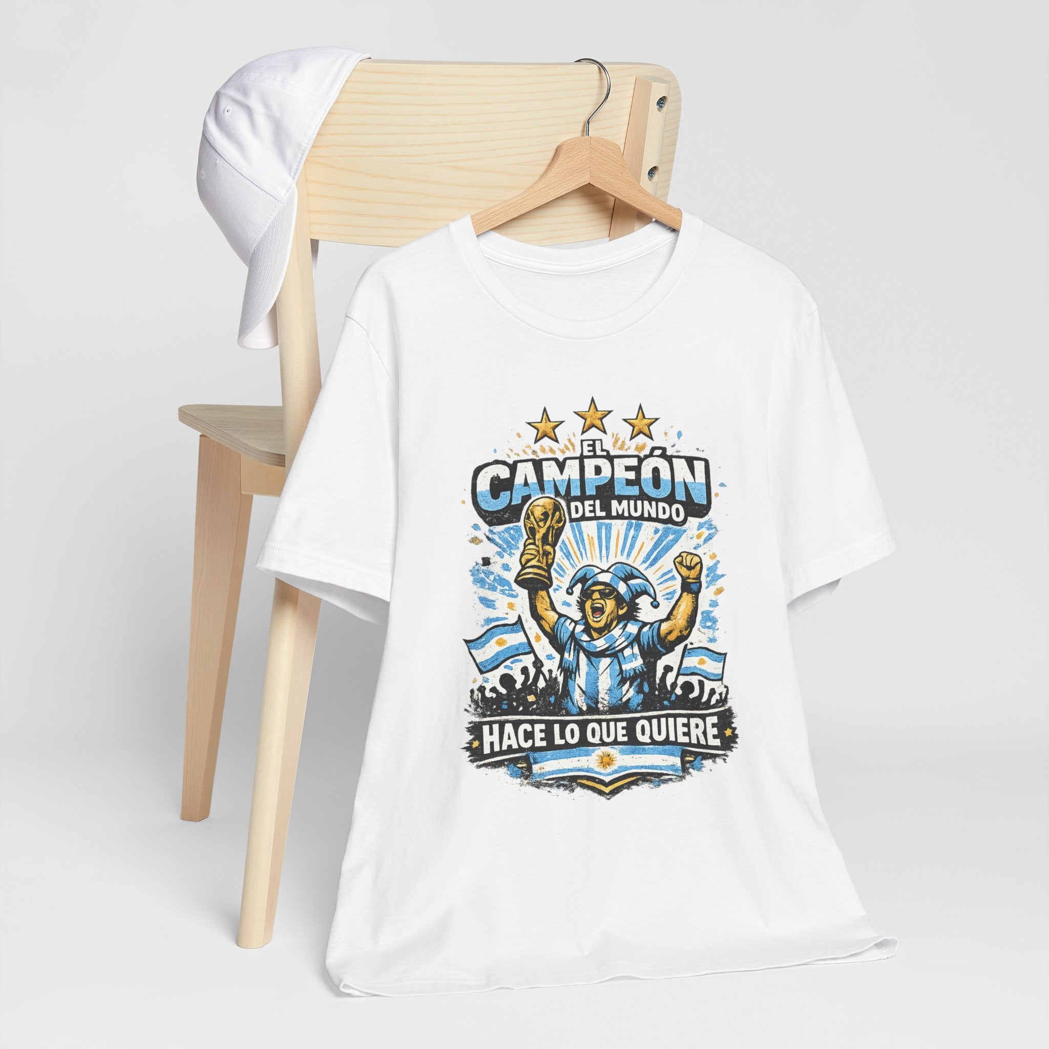 T-Shirt — 'El Campeón del Mundo: Hace Lo Que Quiere' Soccer Champion Tee