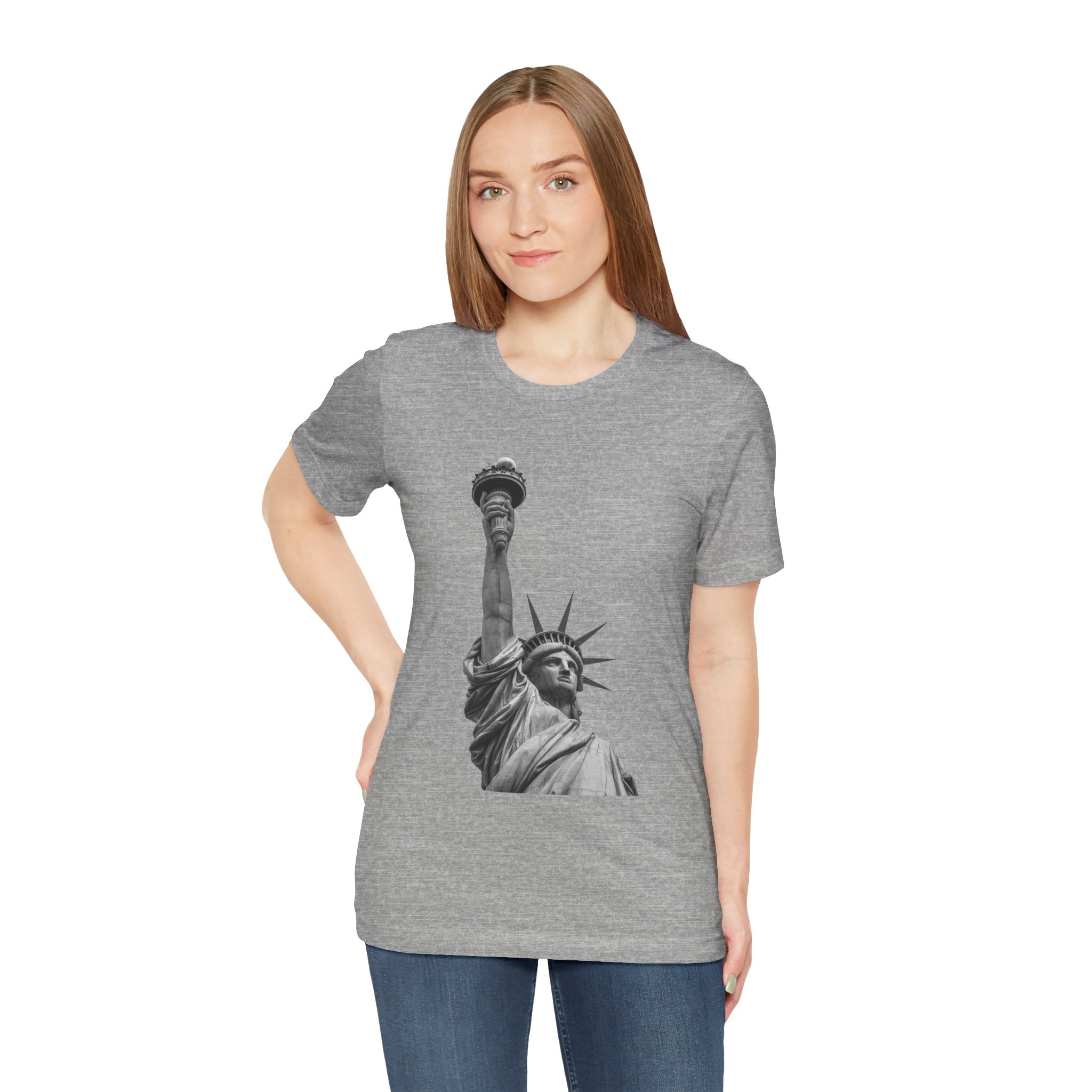Statue of Liberty Graphic Tee — Black & White NYC Landmark T-Shirt
